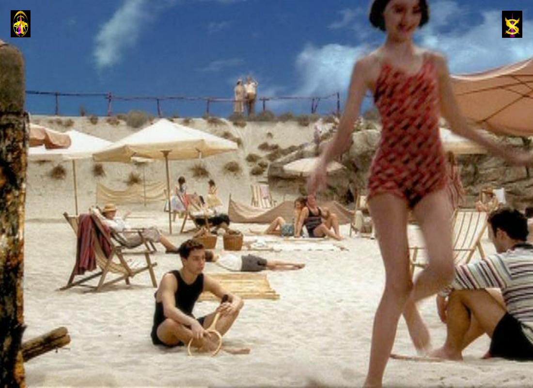 NATURAL WONDER GIRLS! XITV Hannah Taylor - Gordon! Anne Frank Gets It! 